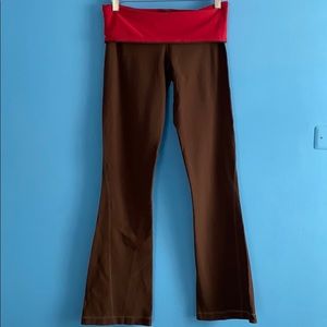 Lululemon yoga pants Size 6.